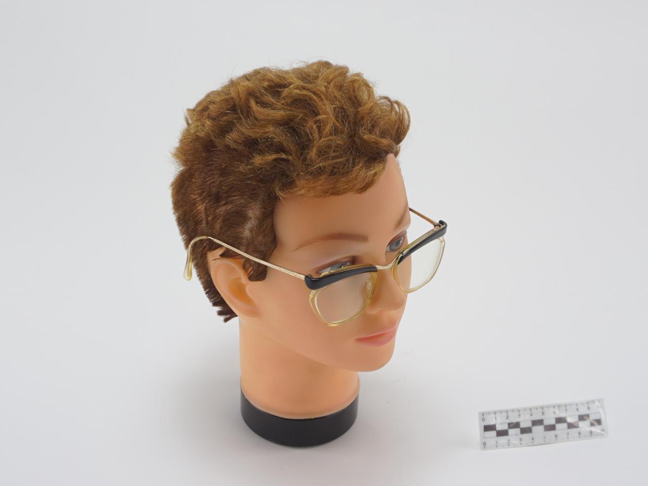 OKULARY
