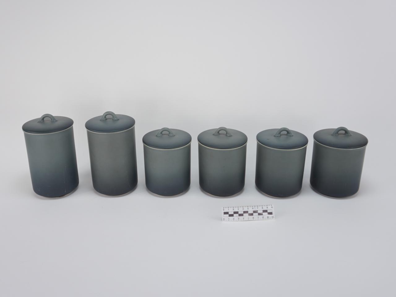 KITCHEN CONTAINER