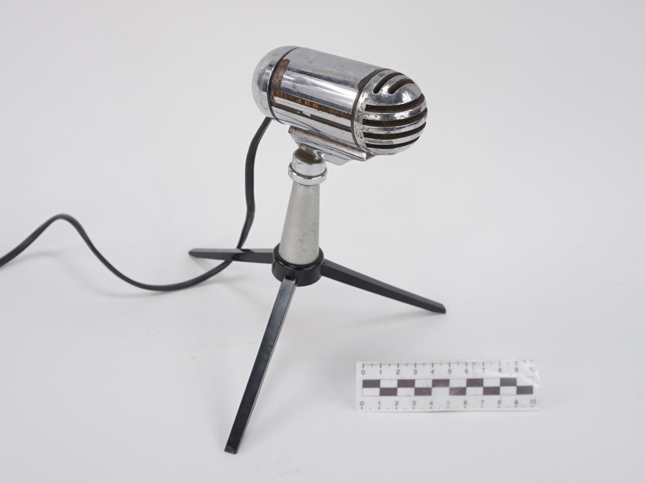 MICROPHONE