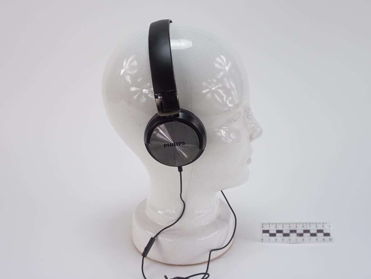 HEADPHONES