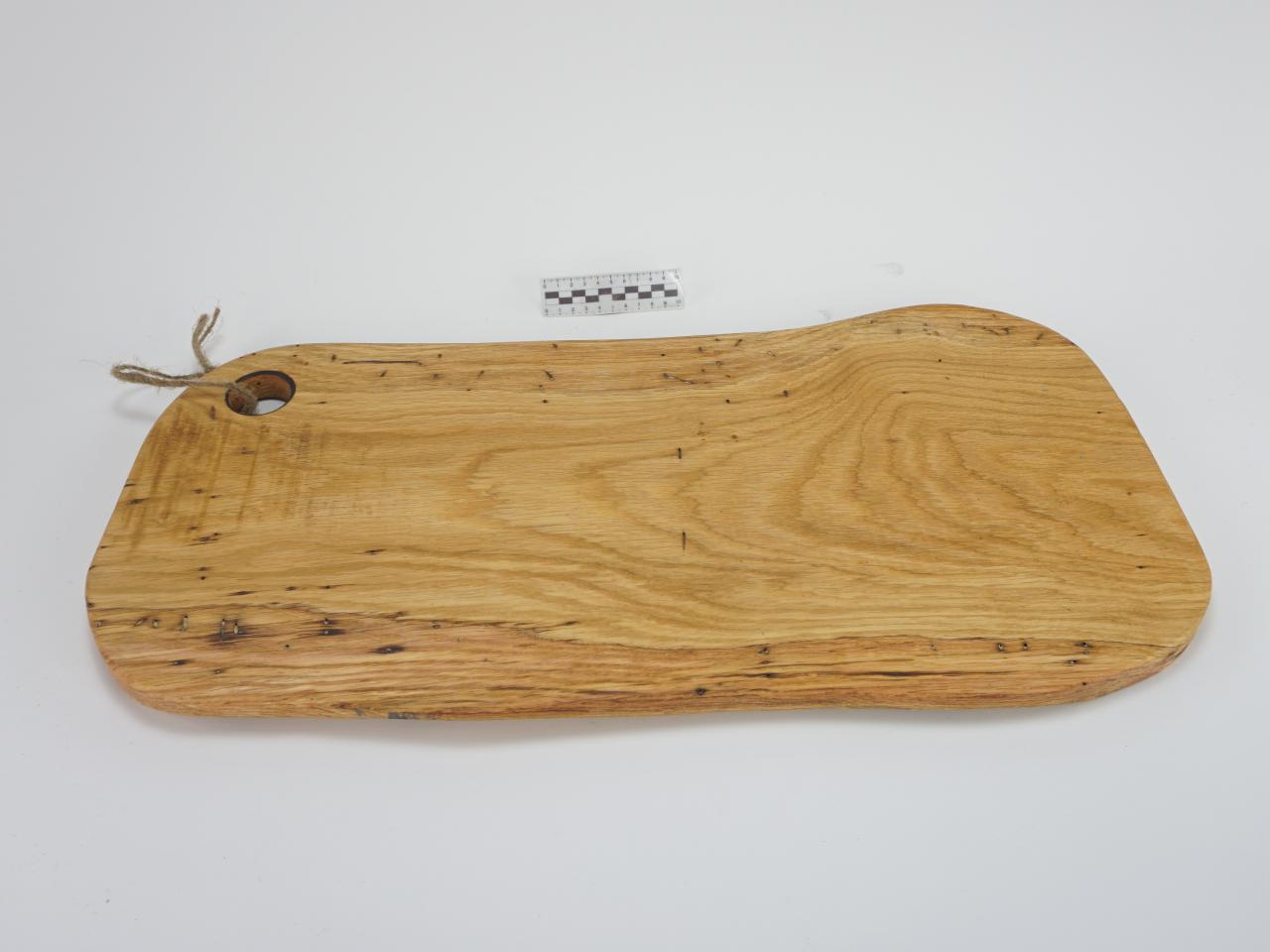 CUTTING BOARD