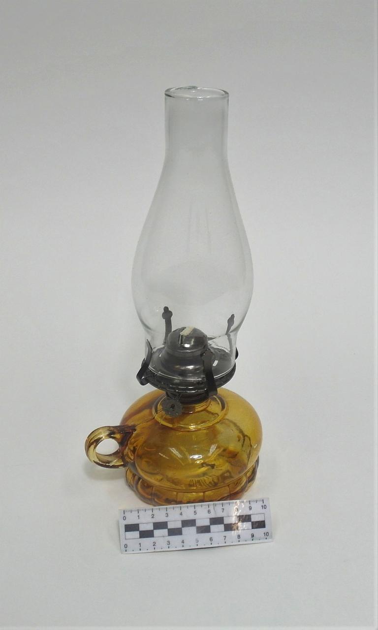LAMPA NAFTOWA