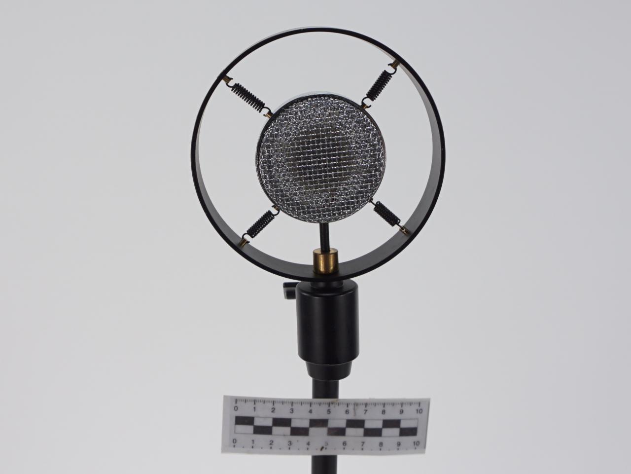 MICROPHONE