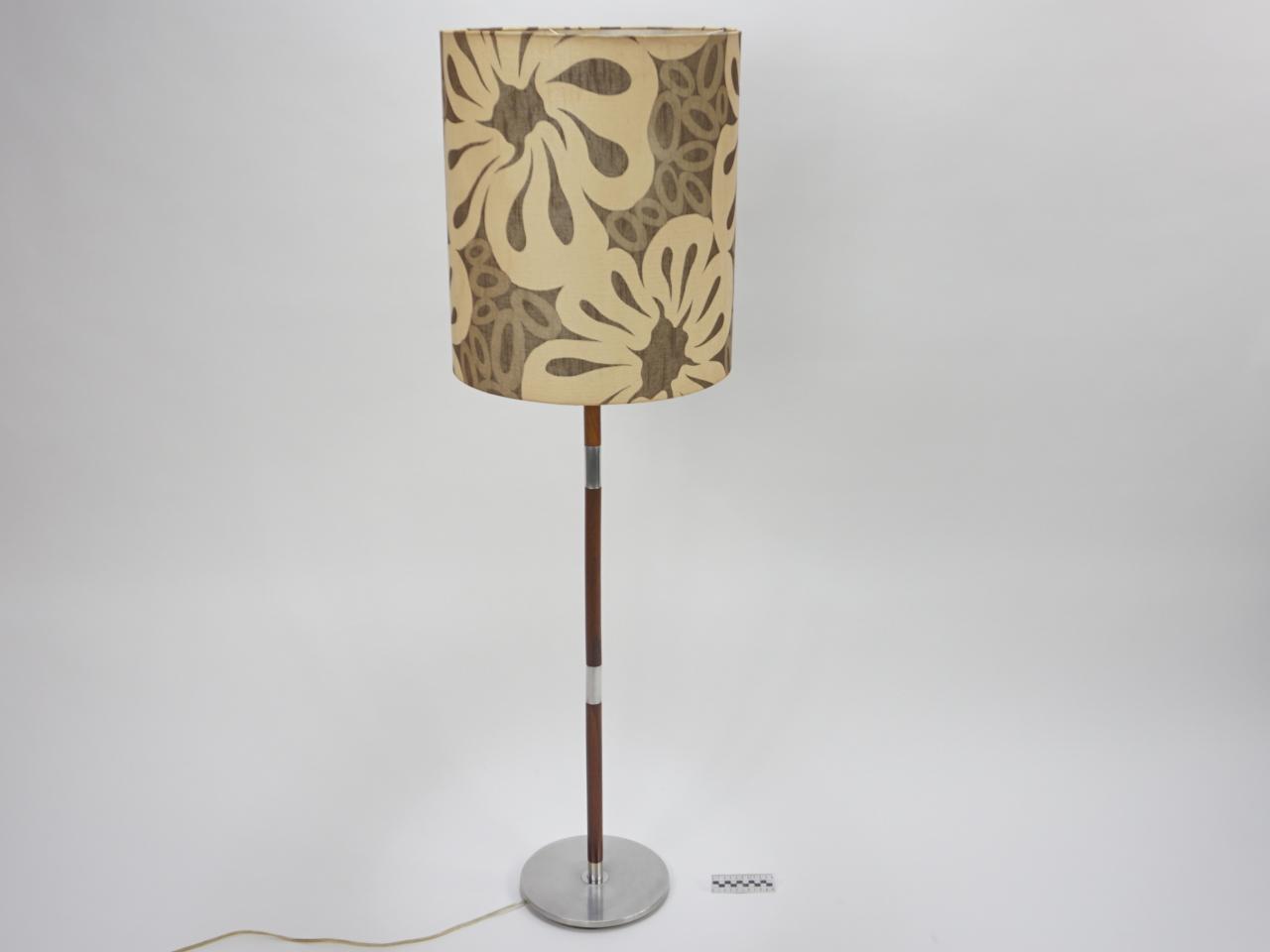 LAMPA PODŁOGOWA