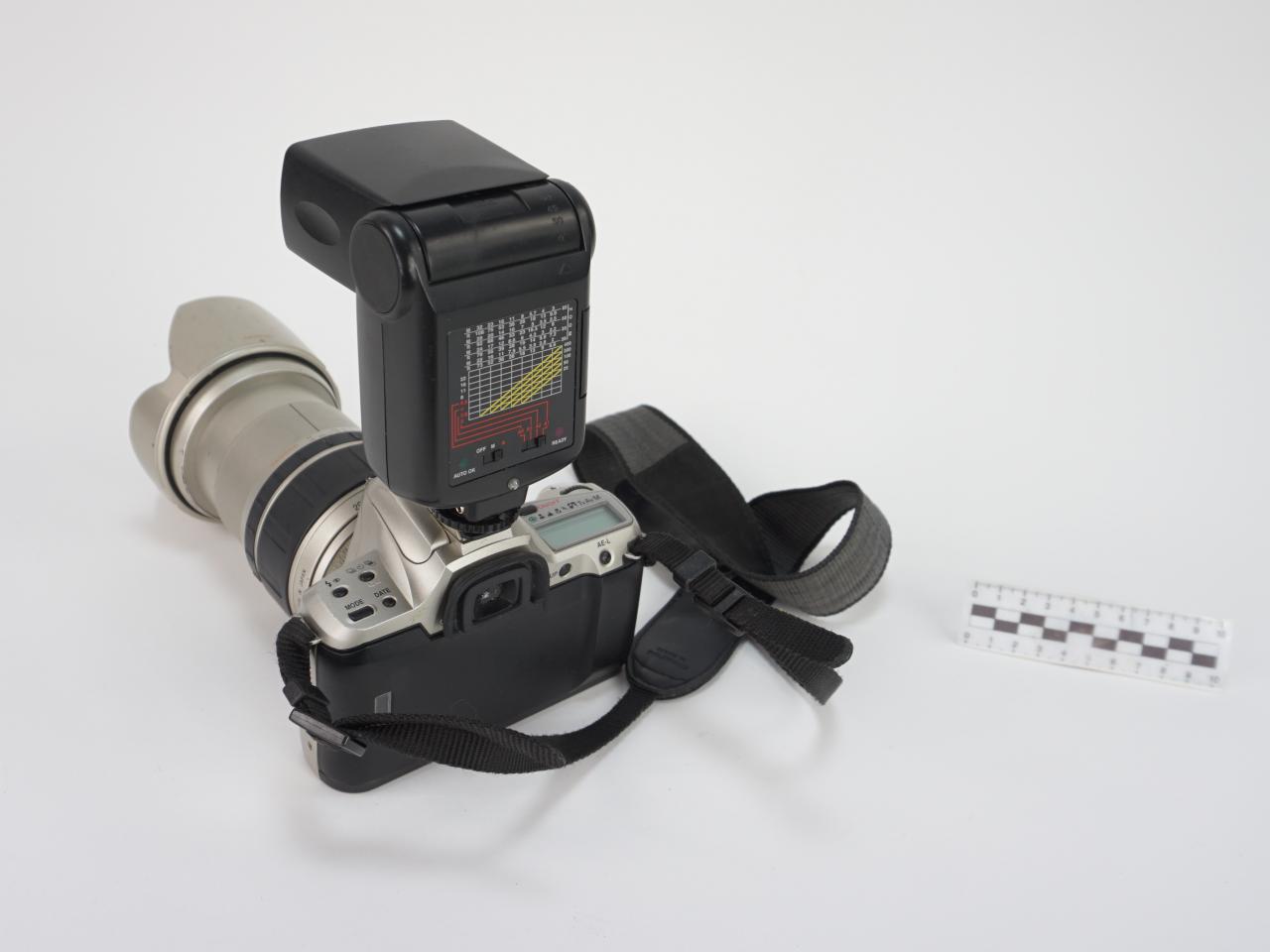 APARAT FOTOGRAFICZNY ANALOGOWY