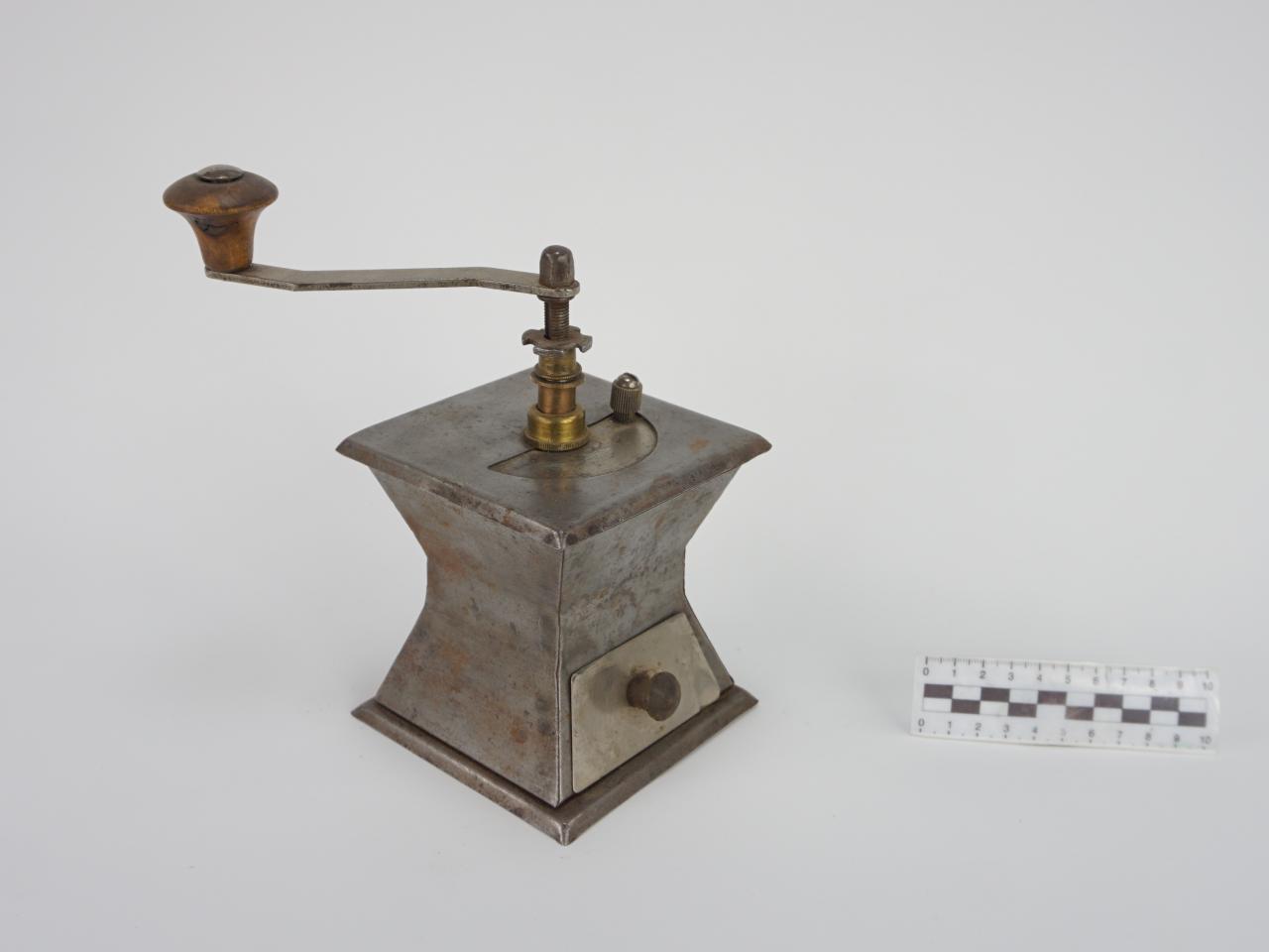 SPICE GRINDER