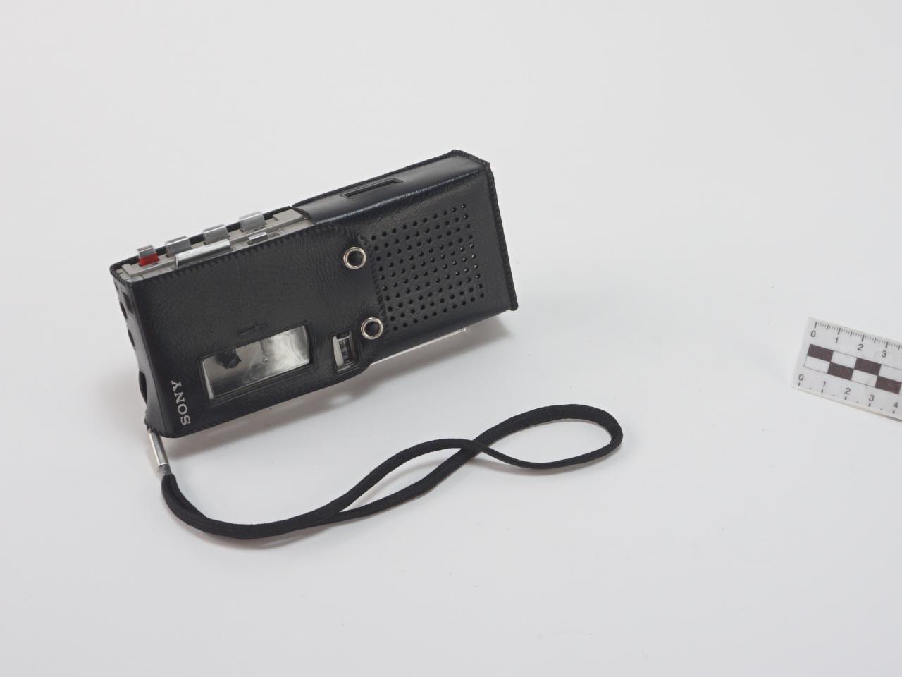 DICTAPHONE