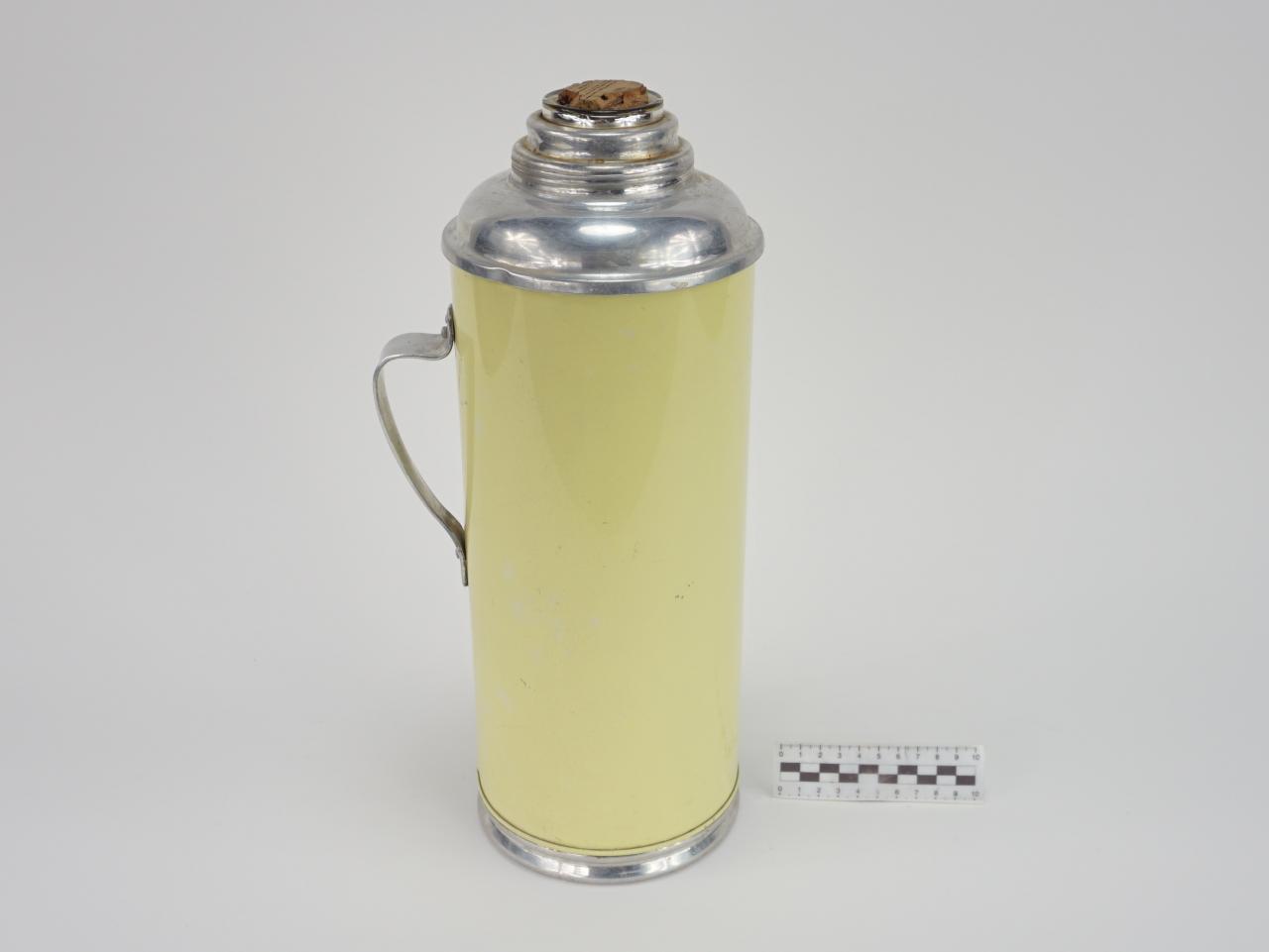 THERMOS