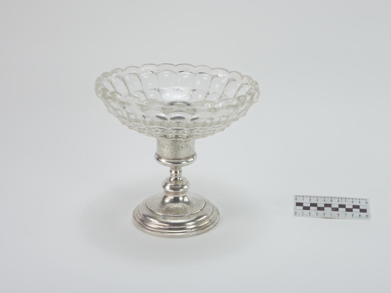 CAKE STAND