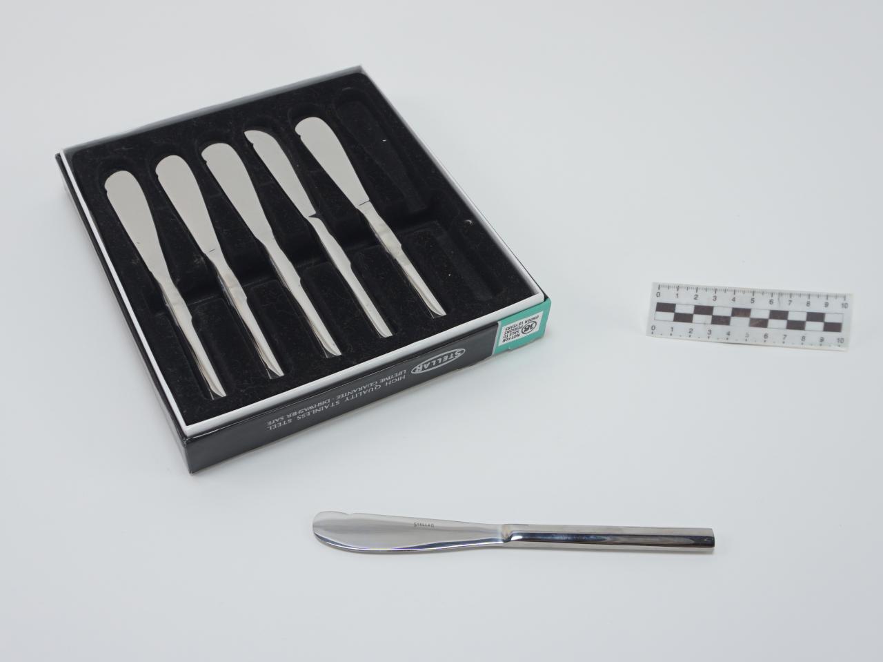 BUTTER KNIVES