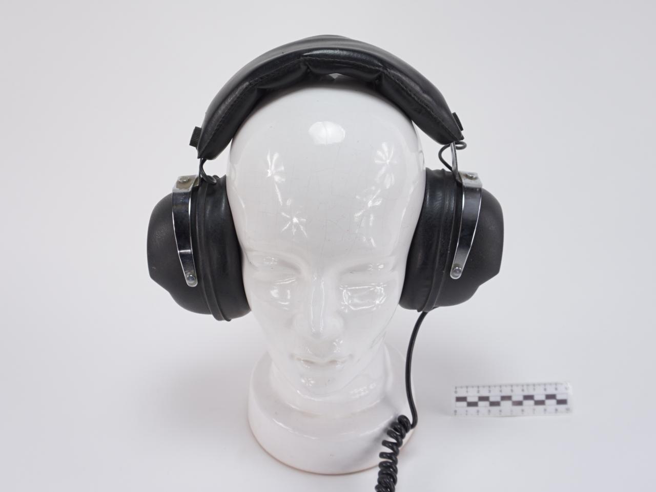 HEADPHONES