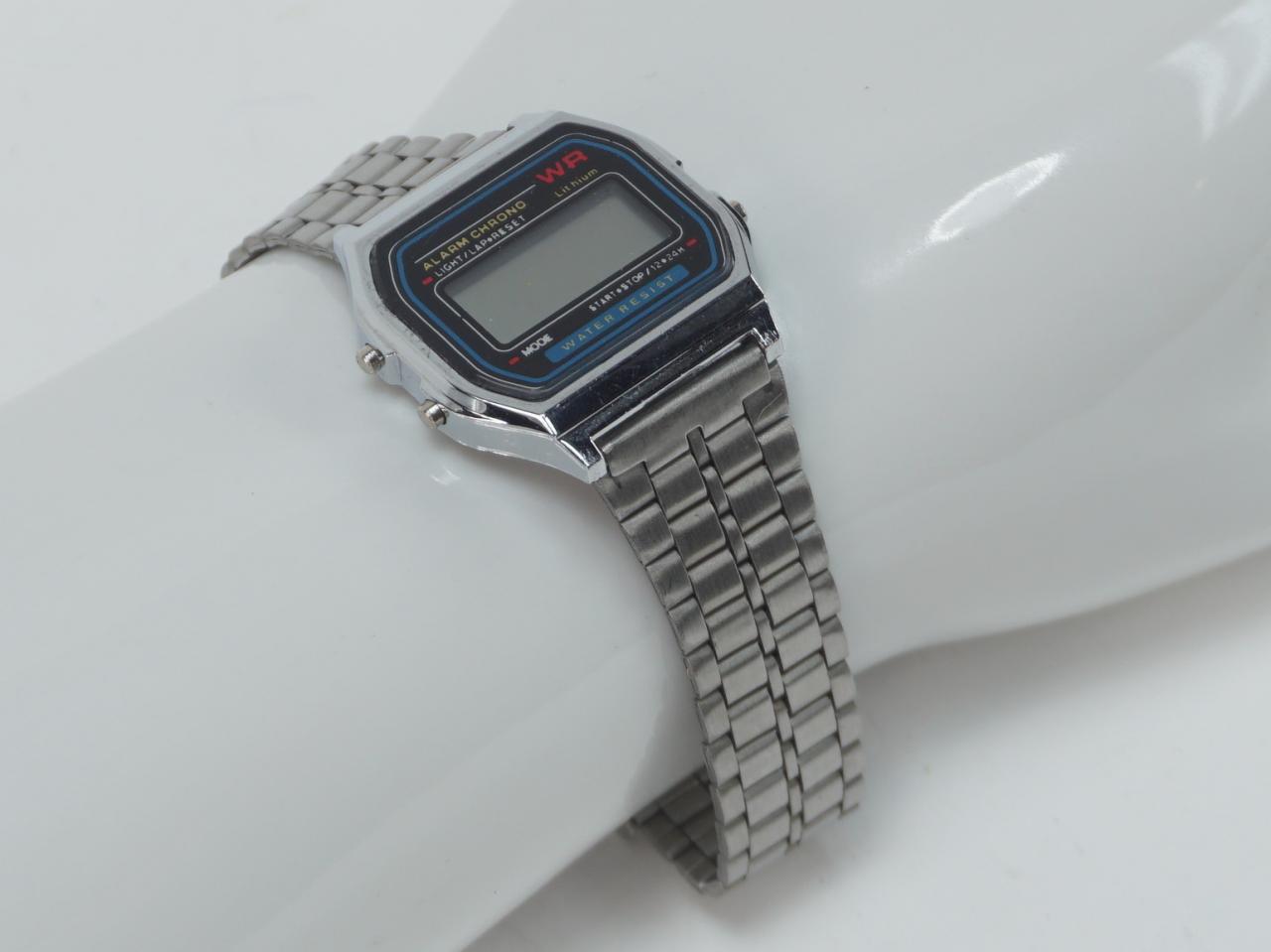 WRISTWATCH