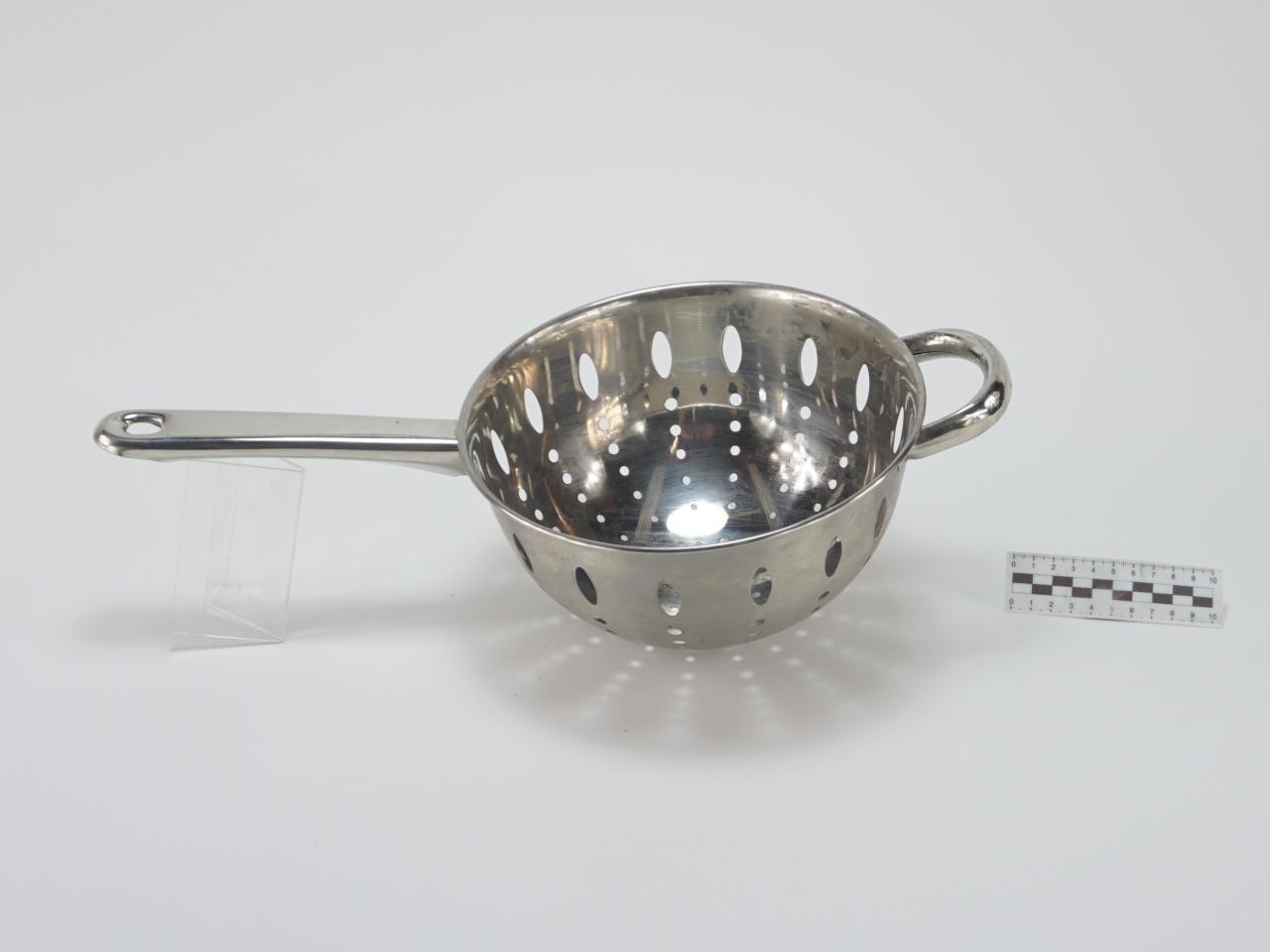 COLANDER