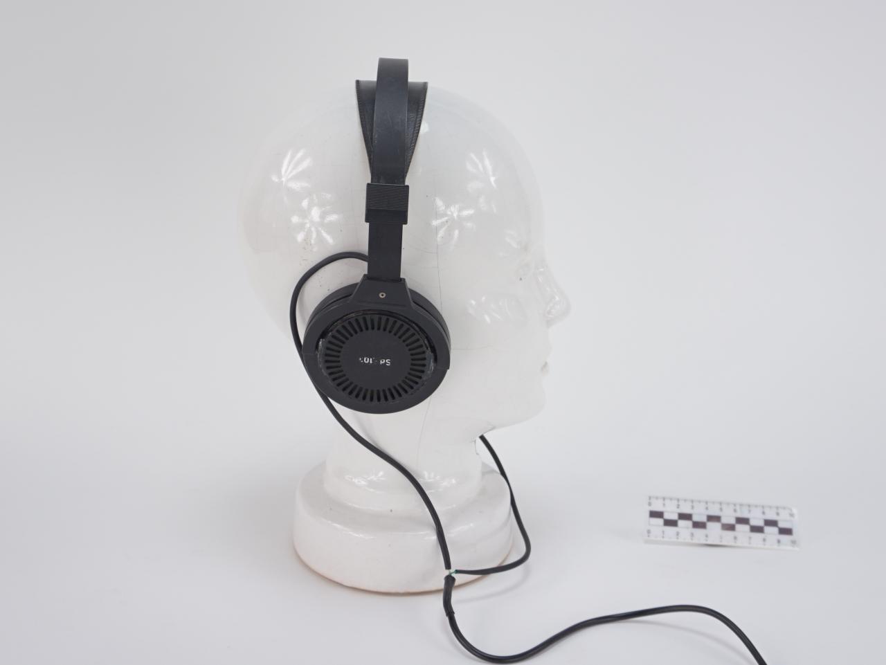 HEADPHONES