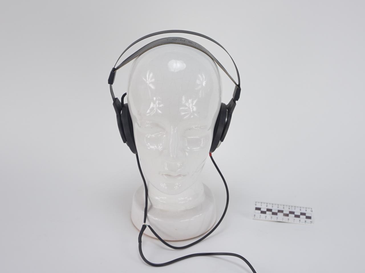HEADPHONES
