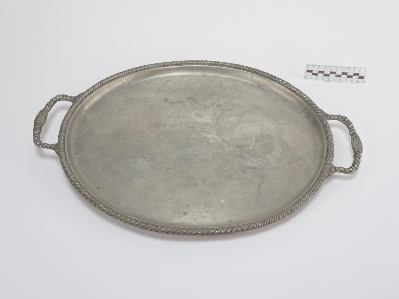 TRAY