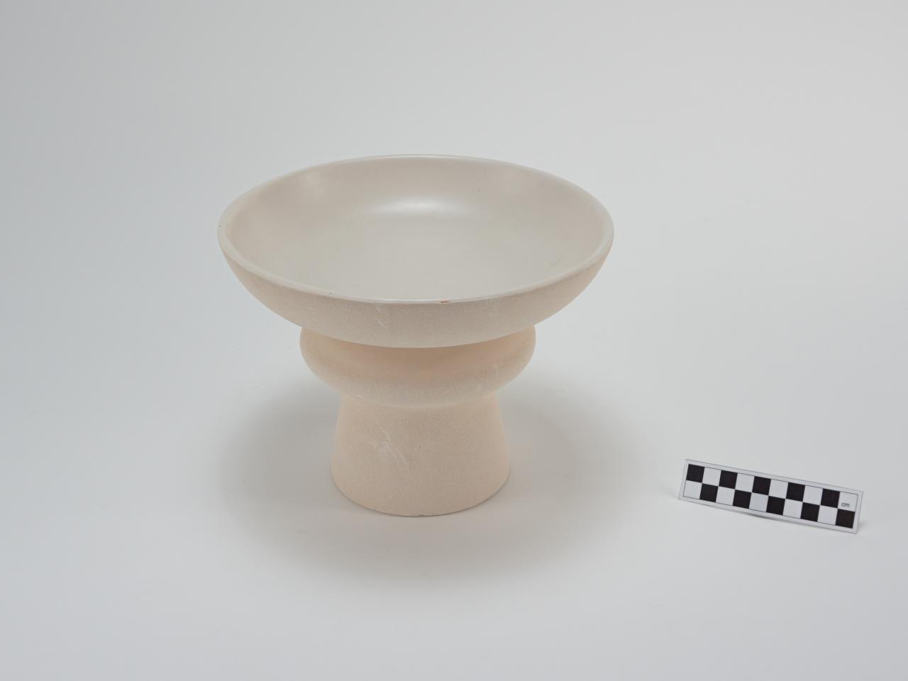 FOOTED BOWL