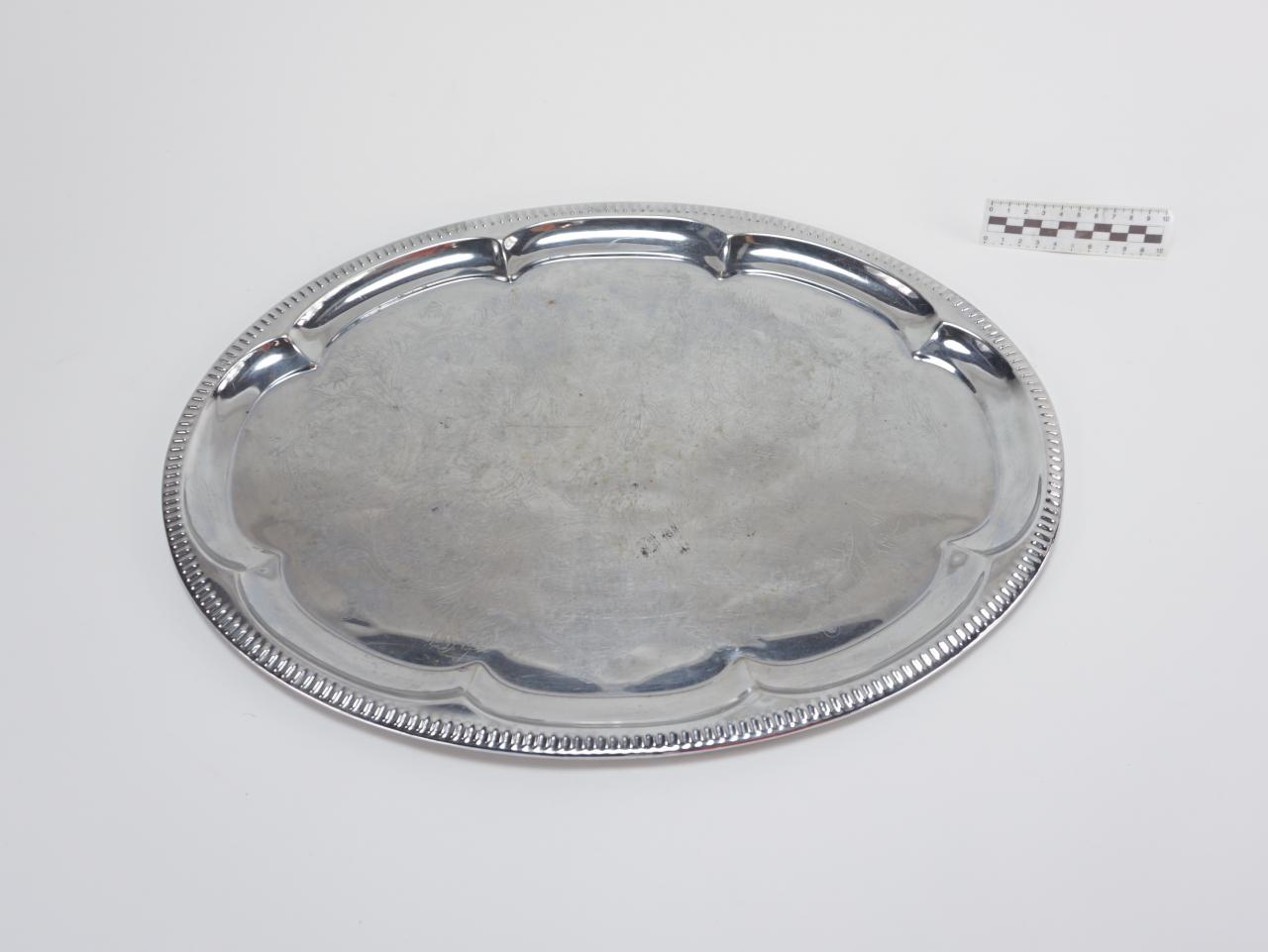 TRAY