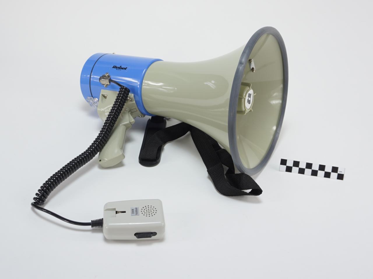 MEGAPHONE