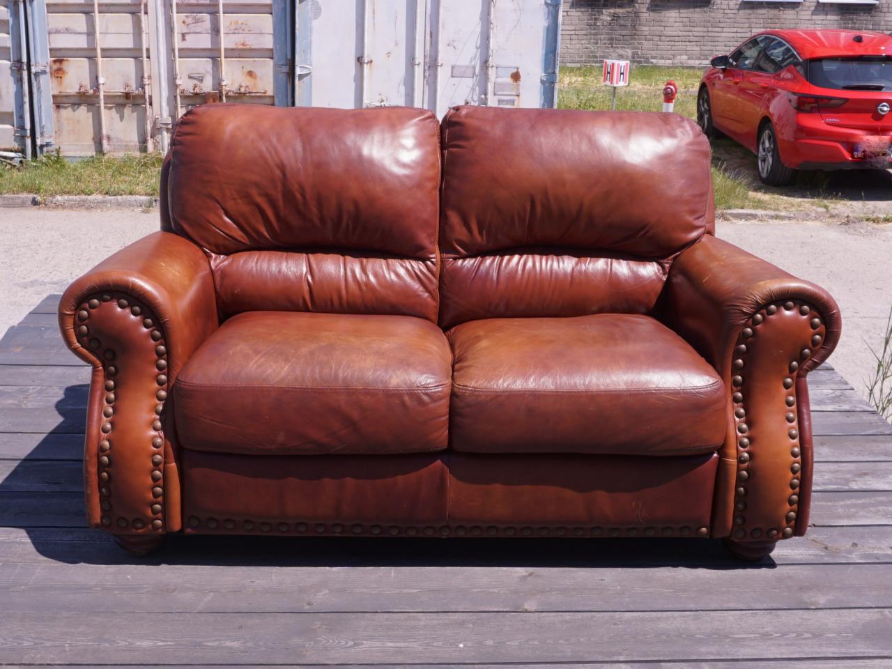 KANAPA SOFA