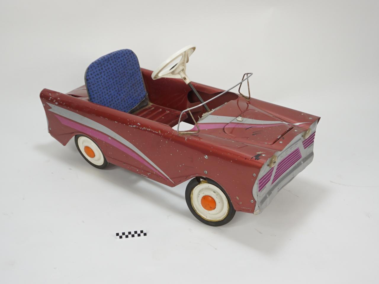 AUTO NA PEDAŁY MODEL, PRL
