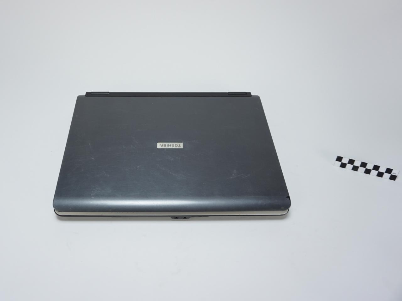 LAPTOP TOSHIBA