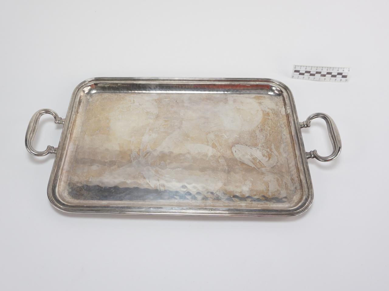 TRAY