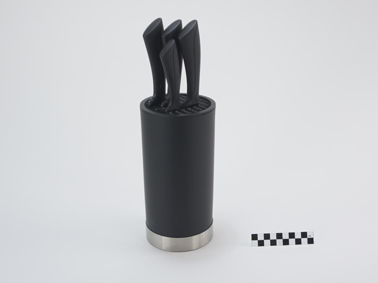 KITCHEN KNIFE SET IN BLOCK