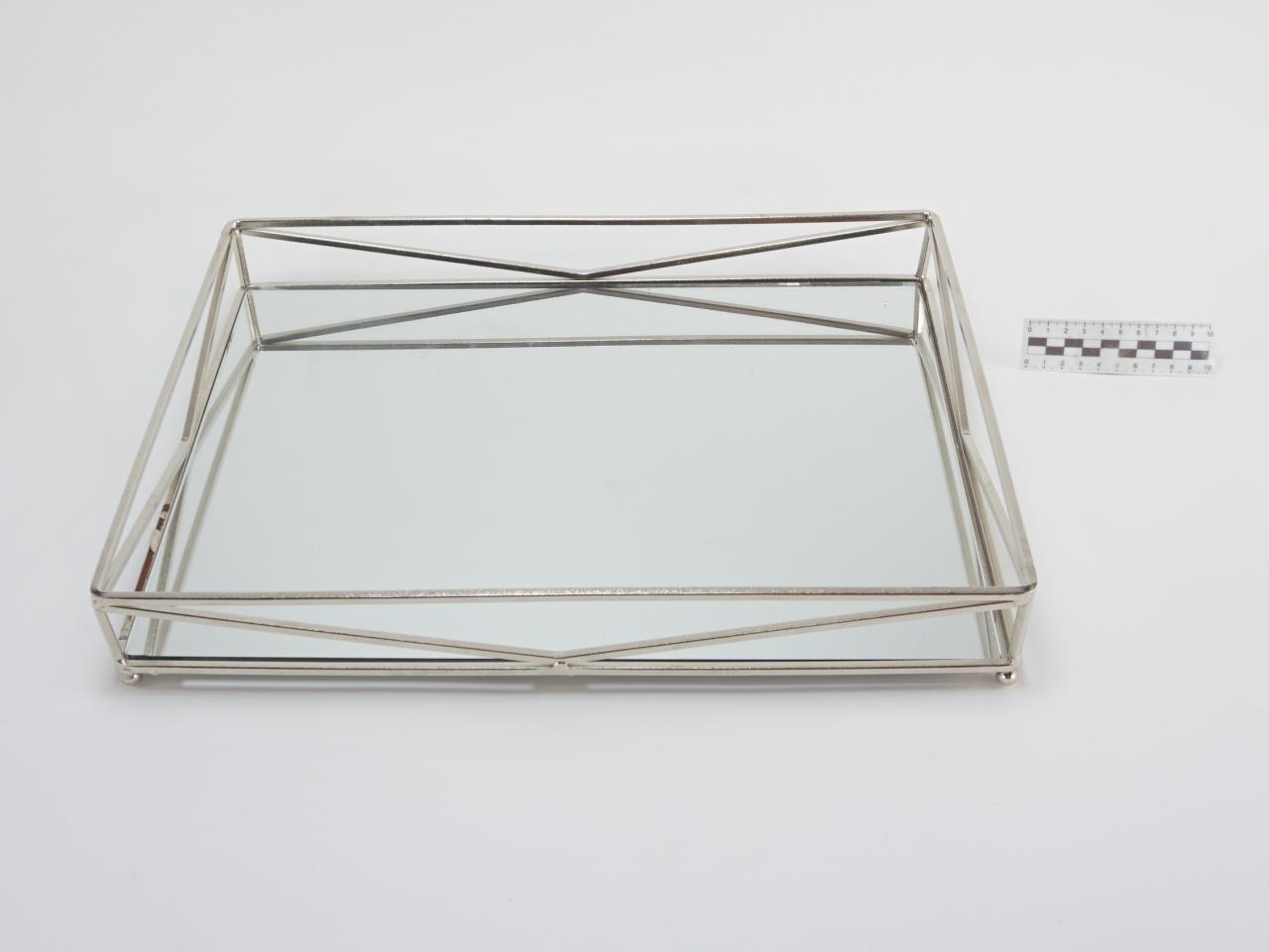 TRAY
