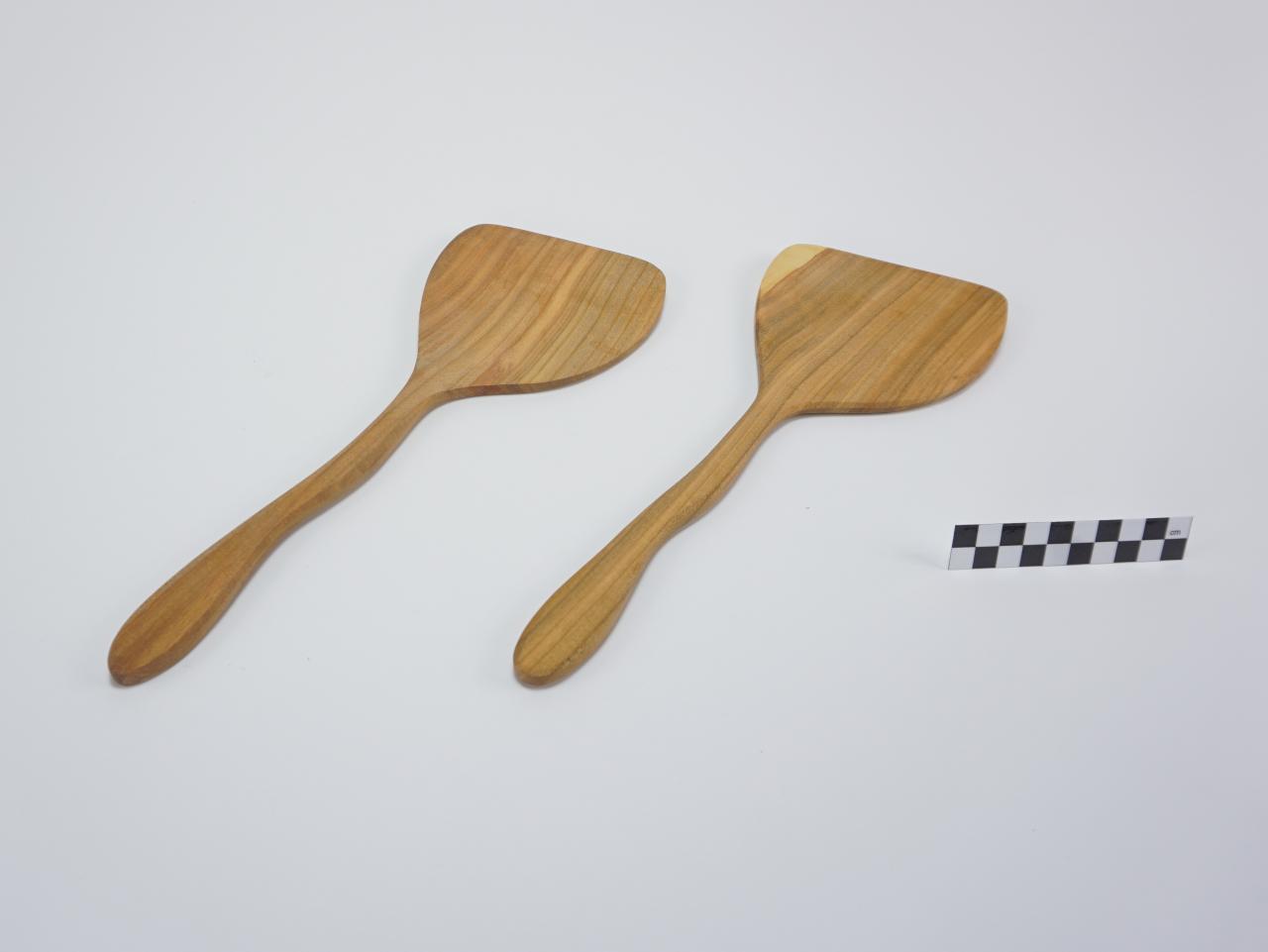 KITCHEN UTENSILS