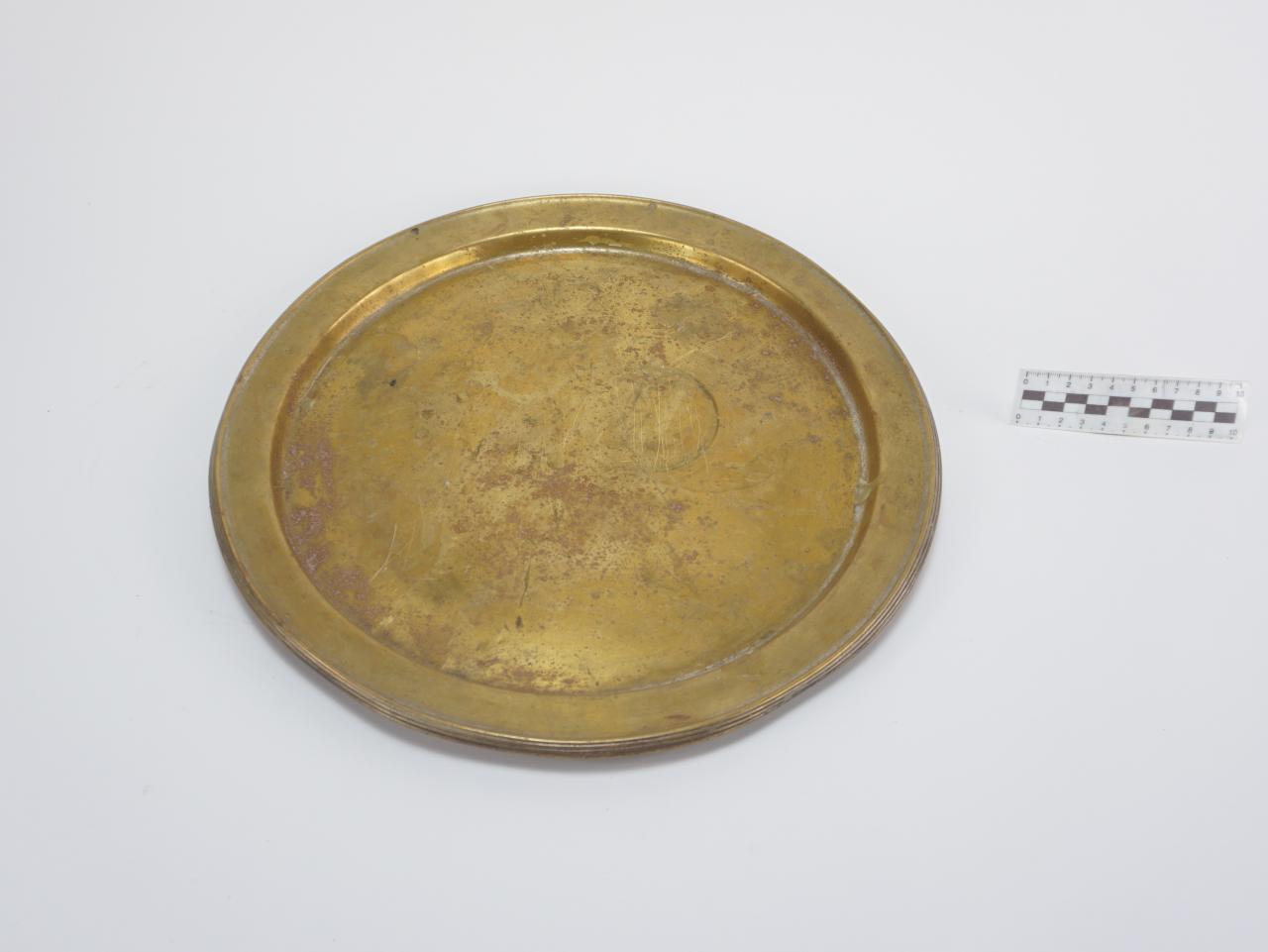 TRAY
