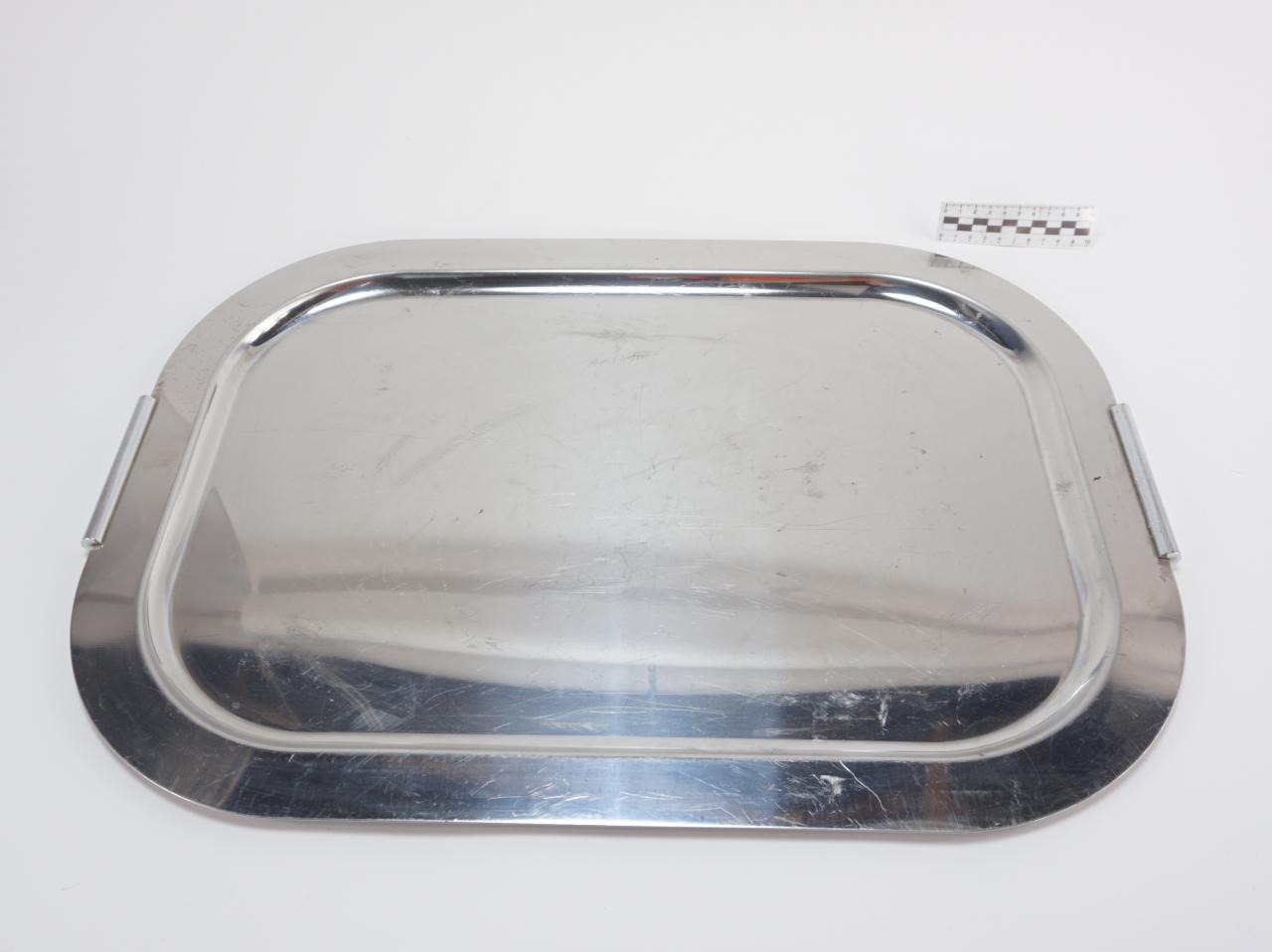 TRAY