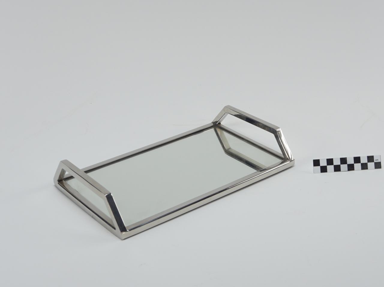 TRAY