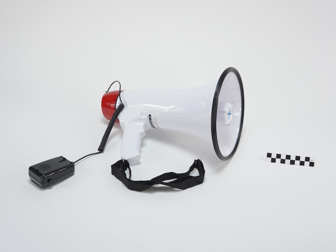 MEGAPHONE