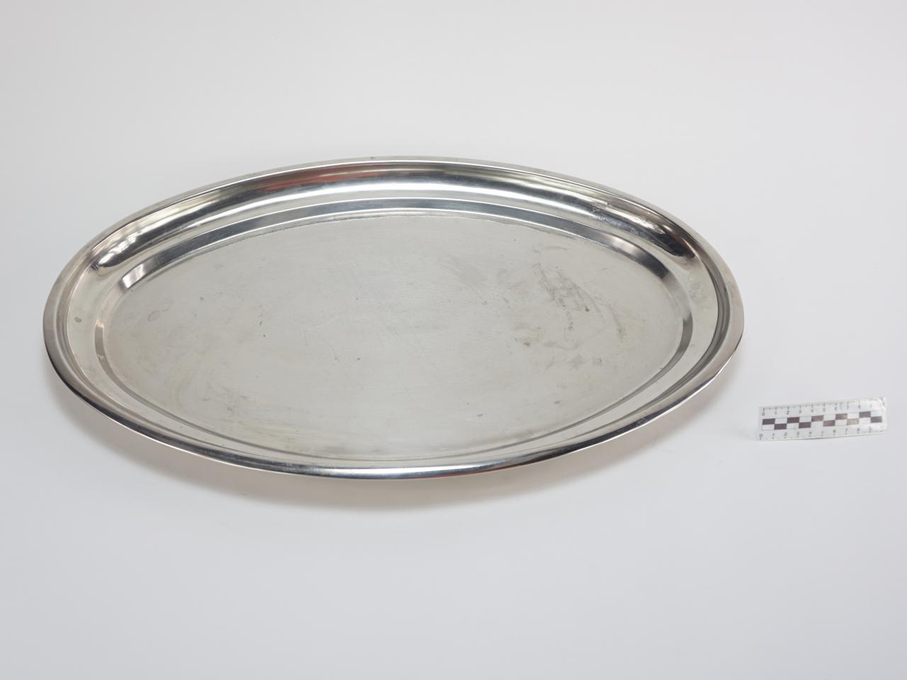 TRAY