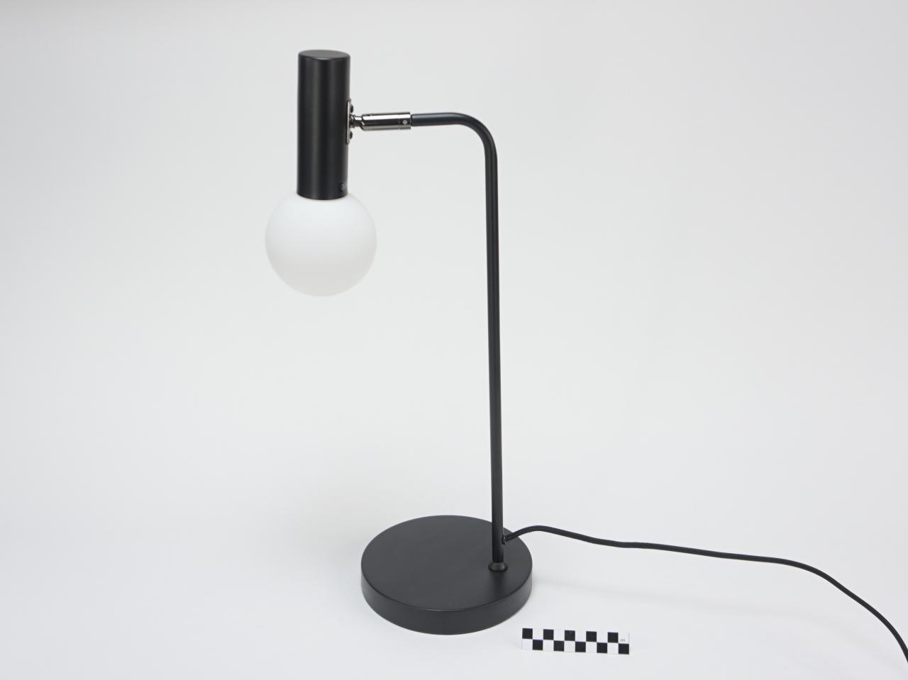 DESK LAMP