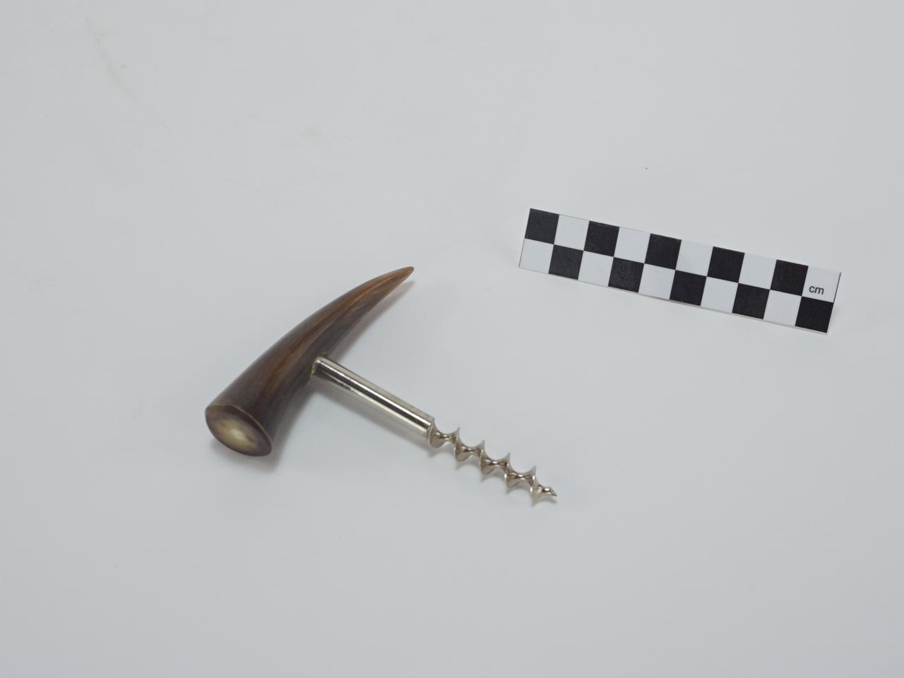 CORKSCREW OPENER