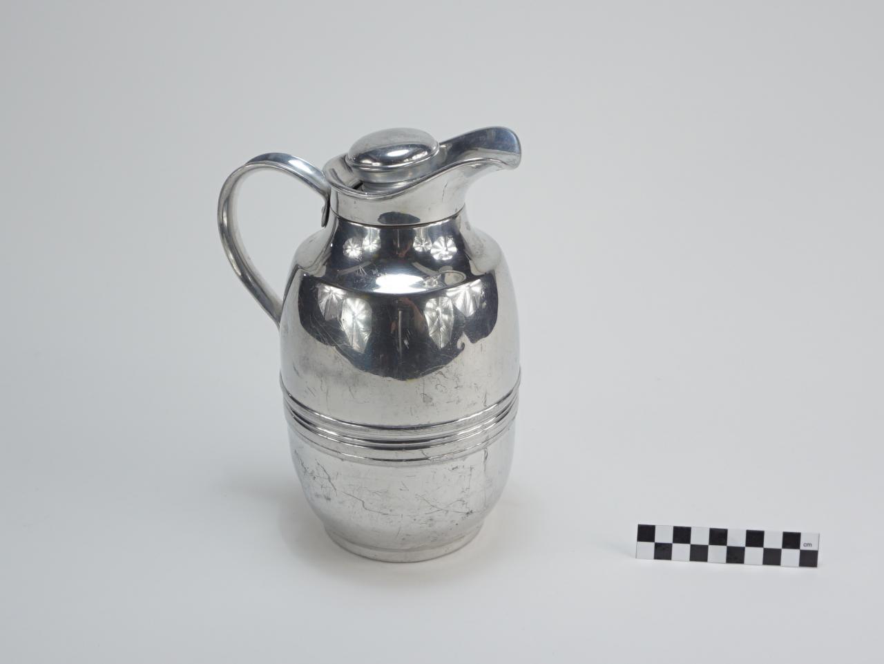 THERMOS