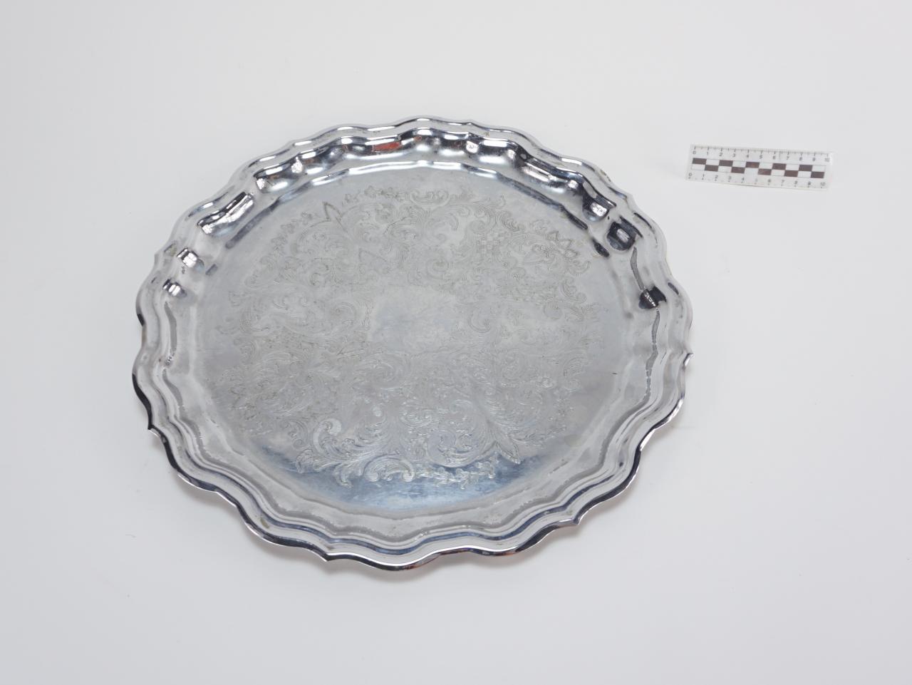 TRAY