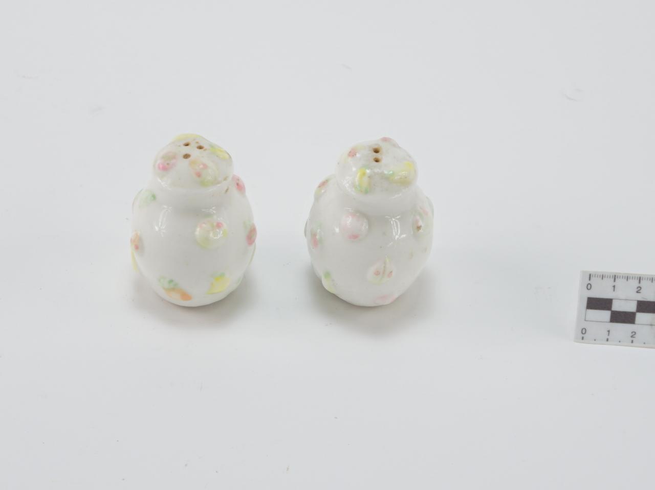 SALT AND PEPPER SHAKERS