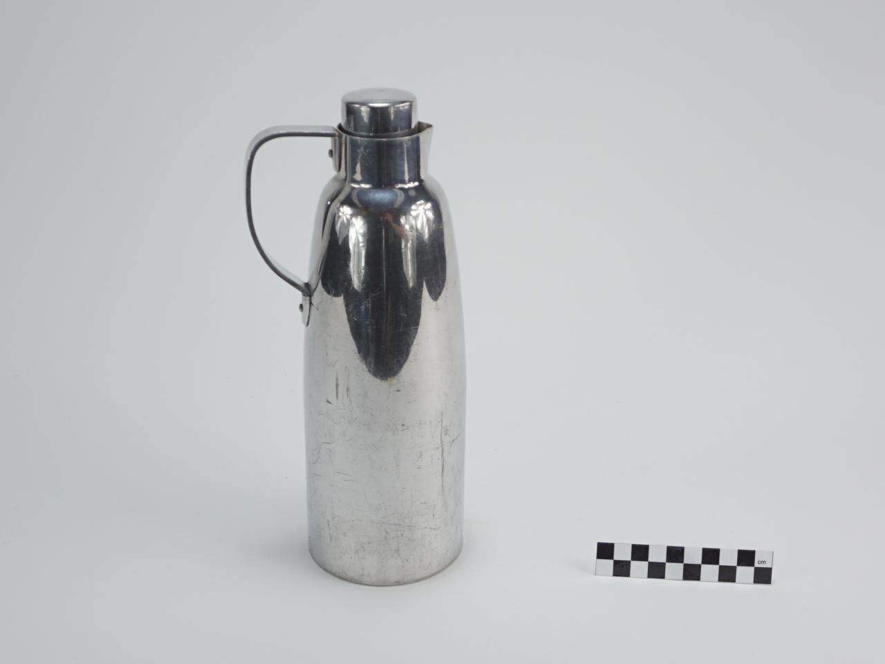 THERMOS