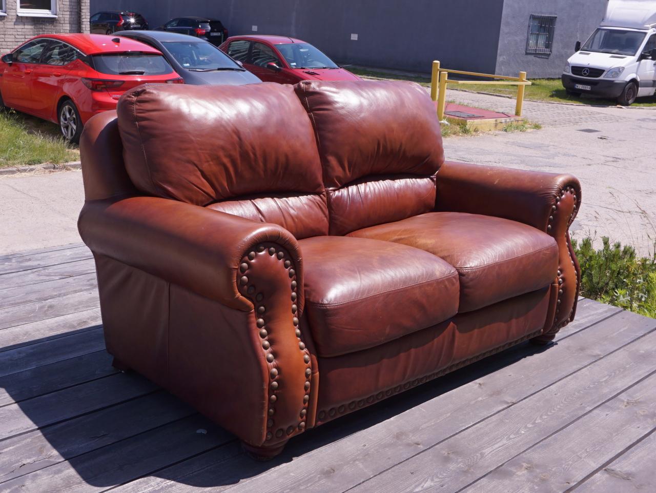 KANAPA SOFA