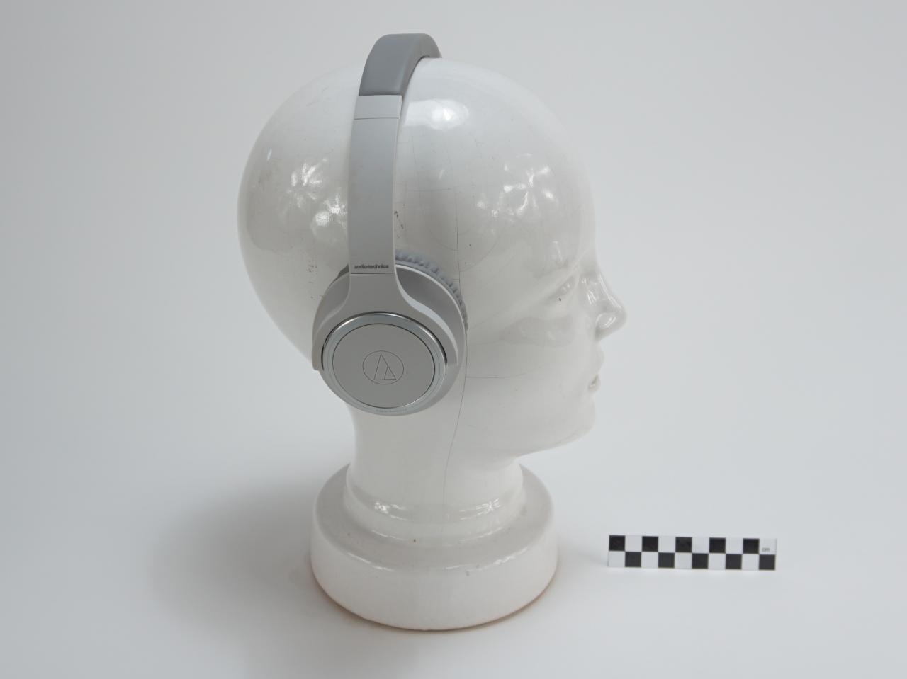 HEADPHONES