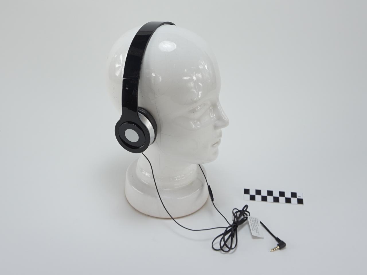 HEADPHONES