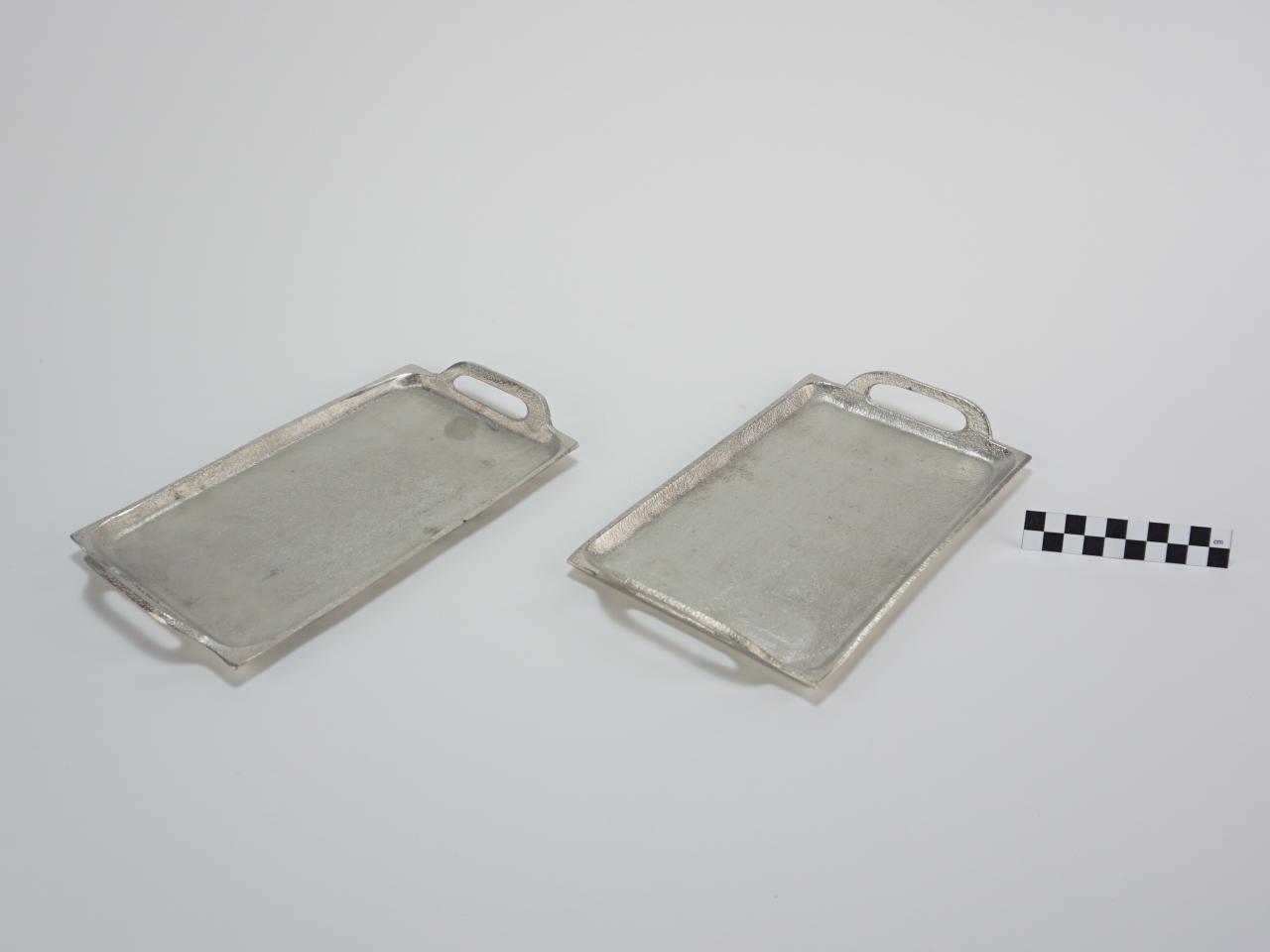 TRAY