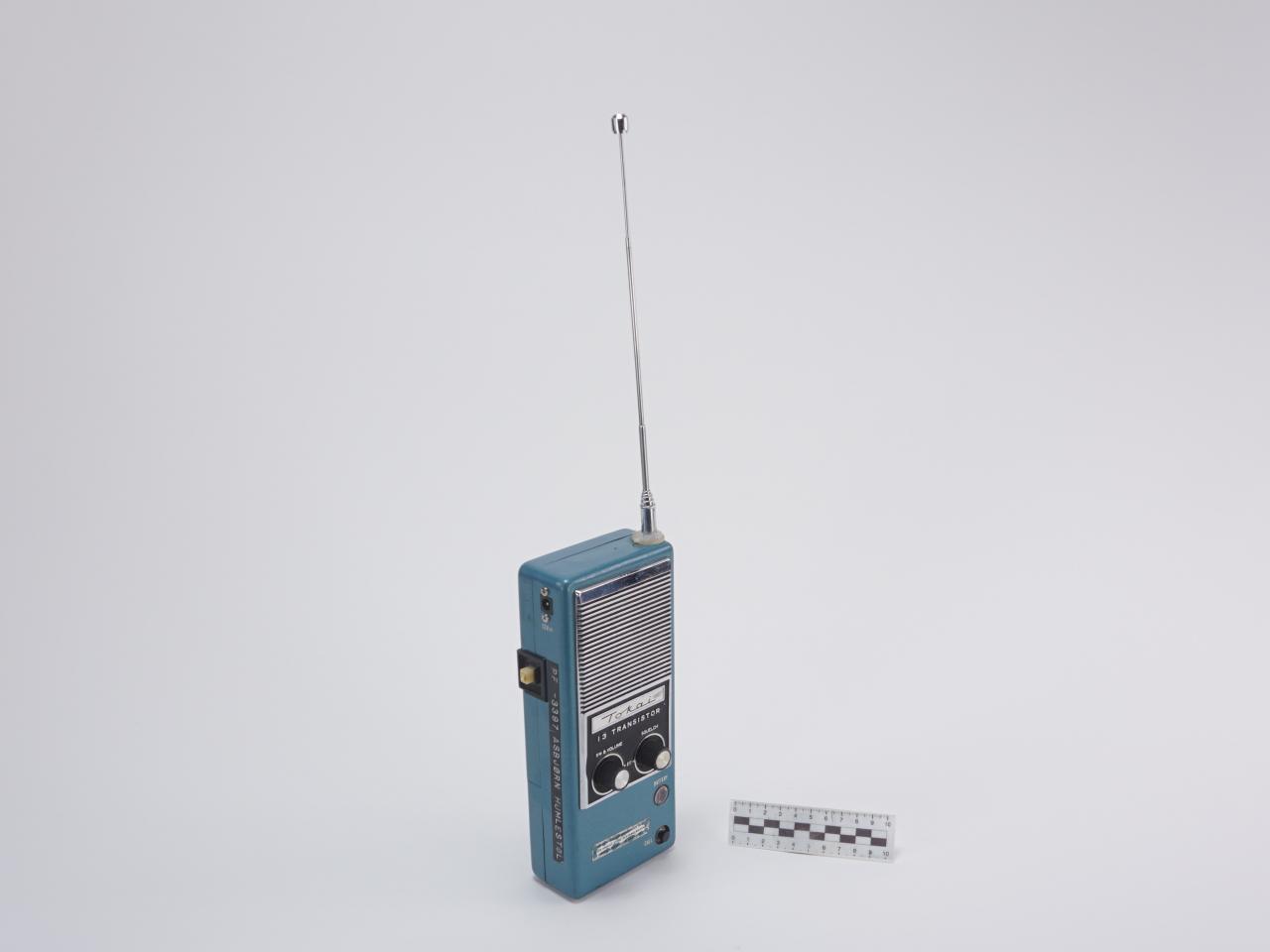 WALKIE-TALKIE TWO-WAY RADIO