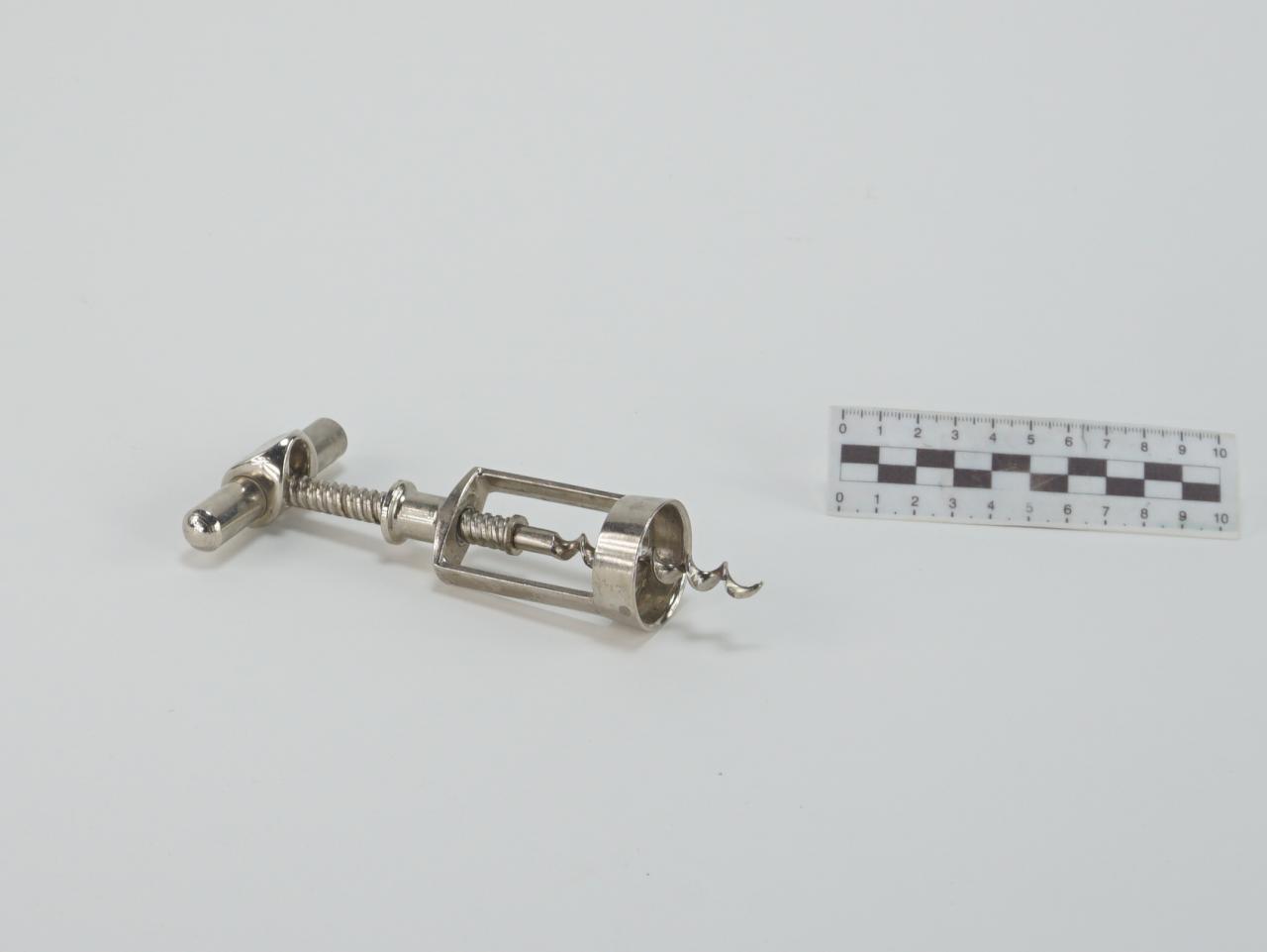 CORKSCREW OPENER