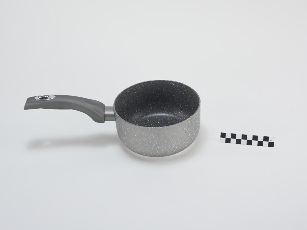 SAUCEPAN POT