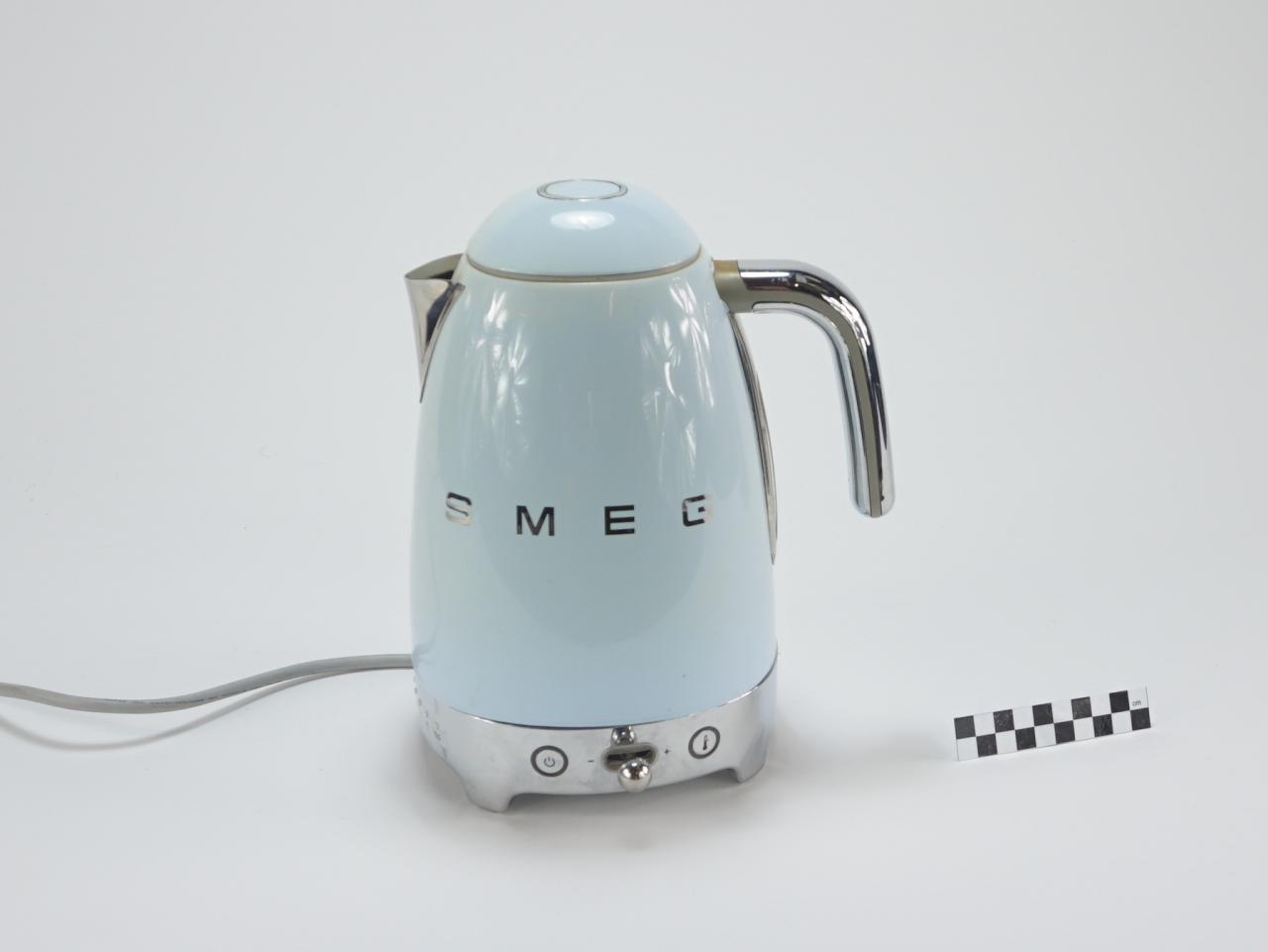 ELECTRIC KETTLE
