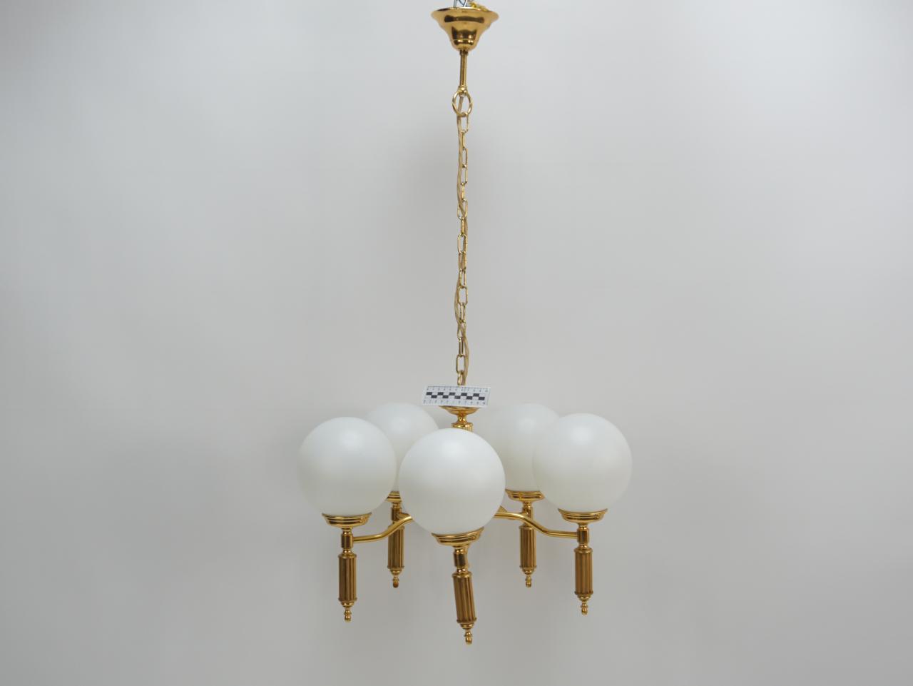 CHANDELIER